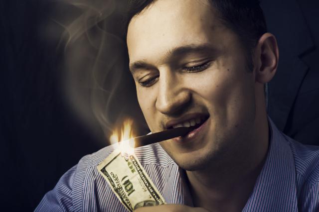 2020年谁最有钱？全球顶级亿万富翁大揭晓！马云还在全球首富前十位吗？-零度博客